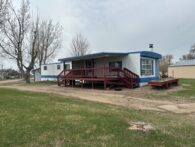 611 S Pearl St Menno, SD  Manufactured home w/Owned Land