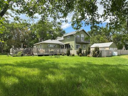 44640 276th St Marion, SD  Acreage, Lots of Bedrooms!