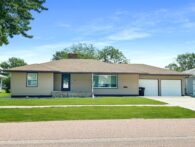 306 S East St Menno, SD  Garage Parking & Storage!