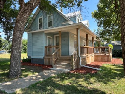 110 N Pearl St Menno, SD Charming Character!