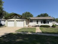 618 S Cherry St Freeman, SD  Heated Garage Space!